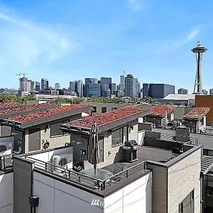 Deactivated- Rooftop Patio With Grill 2br 3ba Central, Walkable Location , Seattle United States